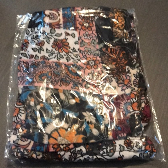 FLORAL ABSTRACT DESIGN CHILDREN'S LEGGINGS - Picture 2 of 3